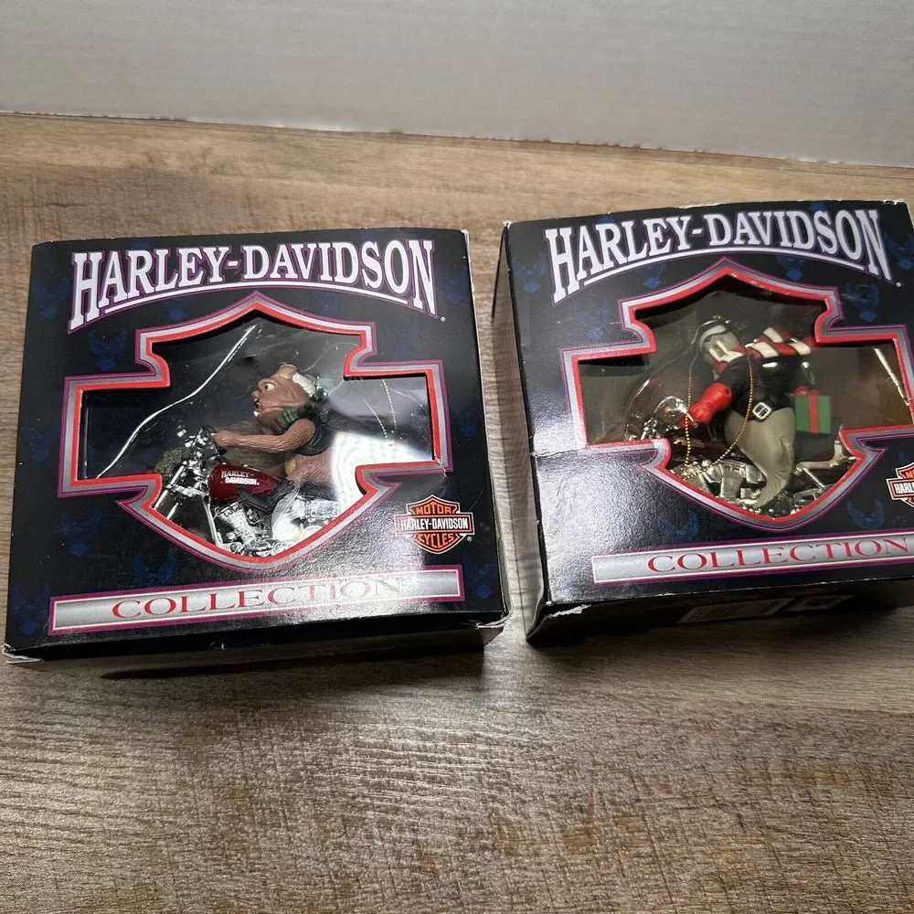 VTG 1999 HARLEY DAVIDSON NORTH POLE MOTORCYCLE CLUB X-MAS ORNAMENT WALRUS & DOG‎